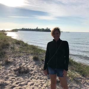 Meet your Posher, Sandra